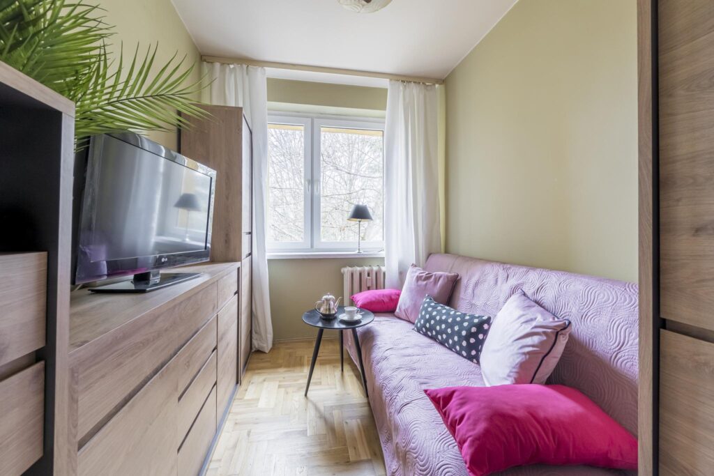 Rozkładowe 4 pokoje blisko parku i metra Natolin - zdjęcie 5