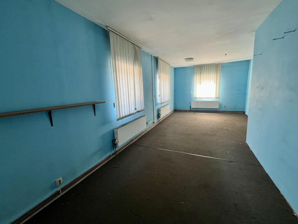 Lokal usługowy przy trasie S8 – Czechy 266B - zdjęcie 11