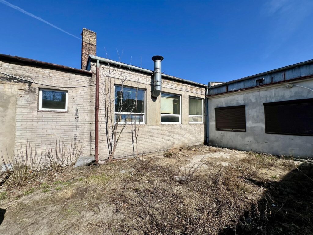 Lokal usługowy przy trasie S8 – Czechy 266B - zdjęcie 15