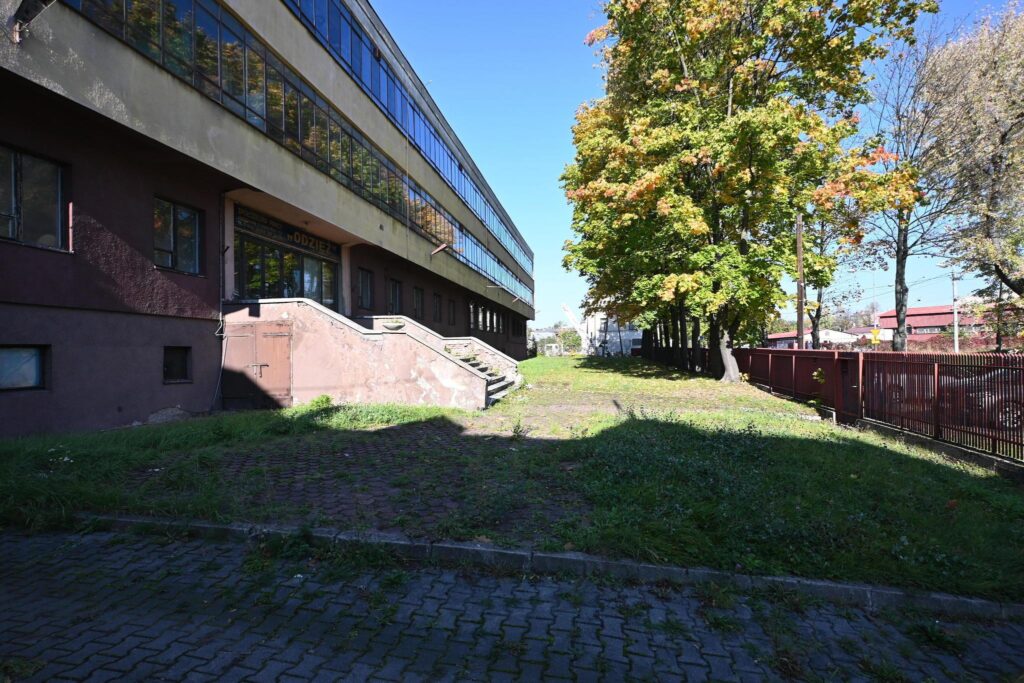Atrakcyjny lokal inwestycyjny w centrum miasta - zdjęcie 2