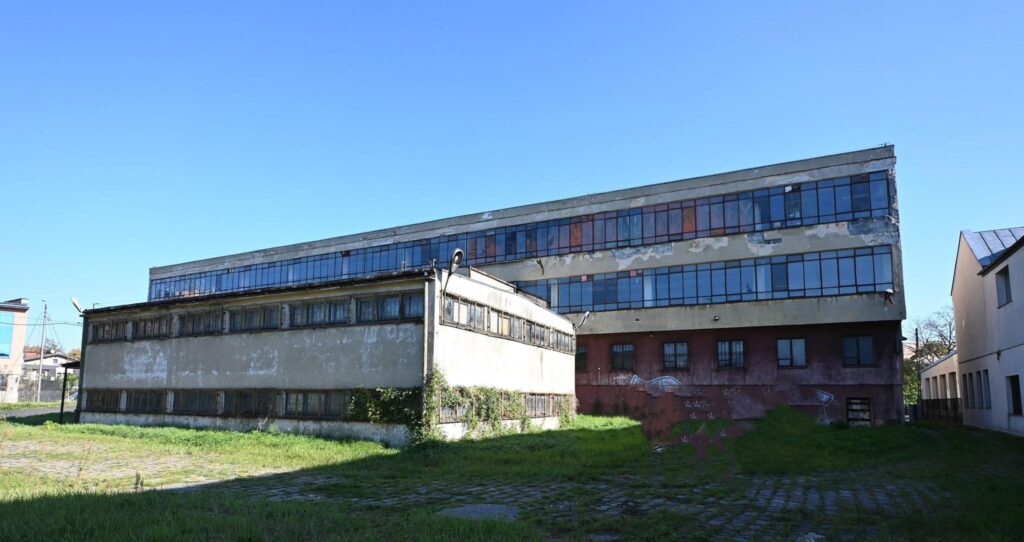 Atrakcyjny lokal inwestycyjny w centrum miasta - zdjęcie 3