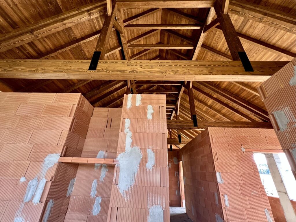 Nowoczesna "stodoła" otoczona lasem - zdjęcie 10