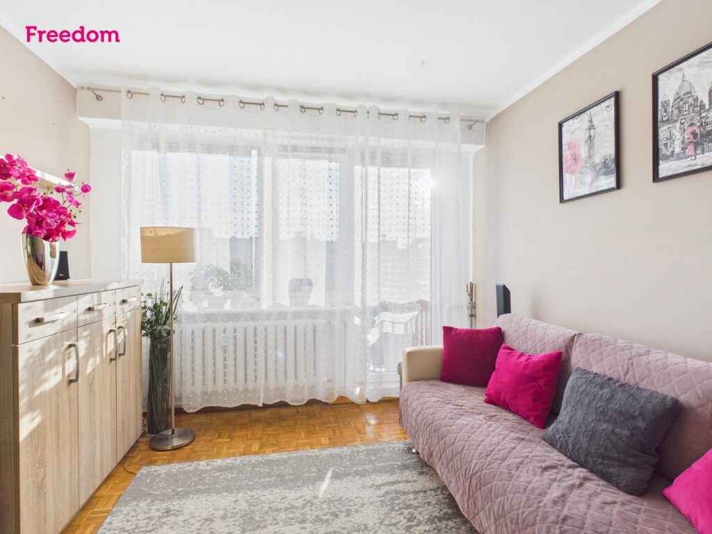 Rozkładowe 2 pokoje z balkonem – Olsztyn Centrum - zdjęcie 1