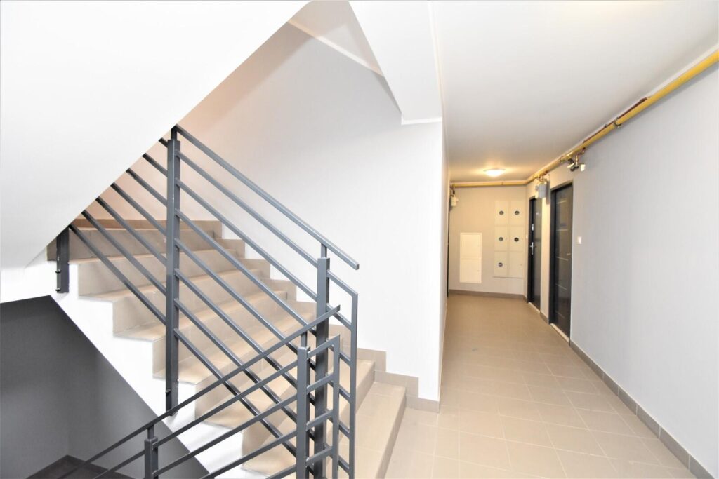 Nowoczesny 2 pokojowy apartament - zdjęcie 11