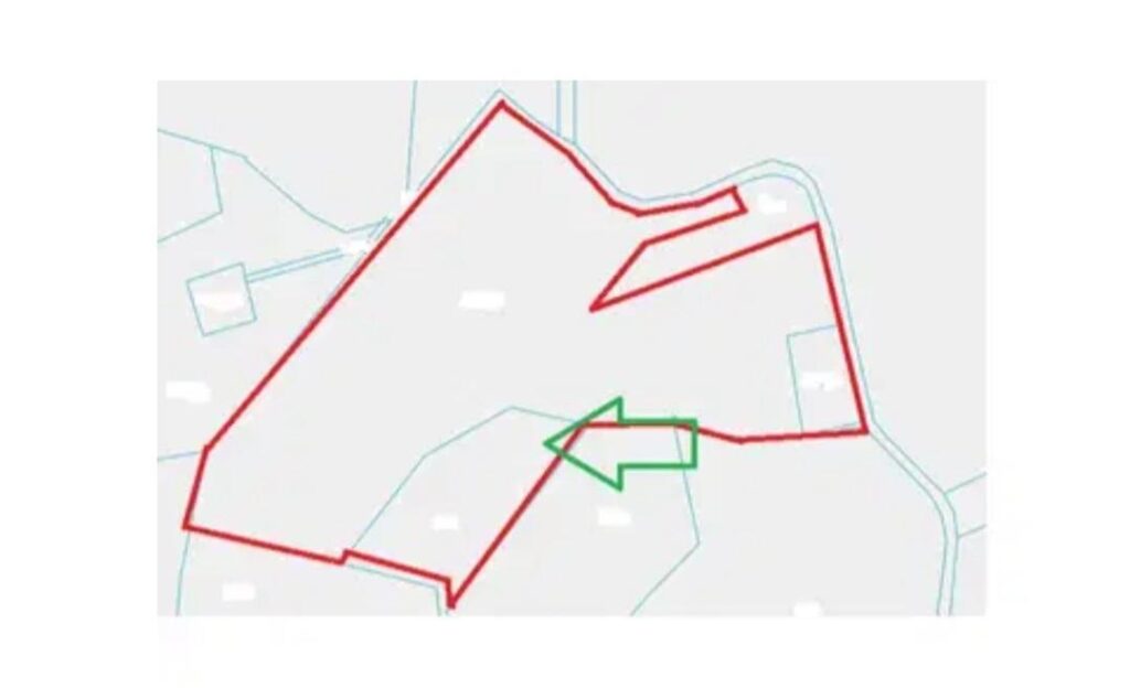 Działka 50 805 m2, 2 domy+b.gospodarczy,staw, las - zdjęcie 3