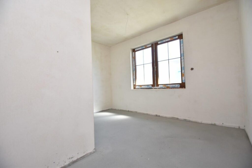 Dom deweloperski 180 m2, duża działka, 6 pokoi - zdjęcie 5