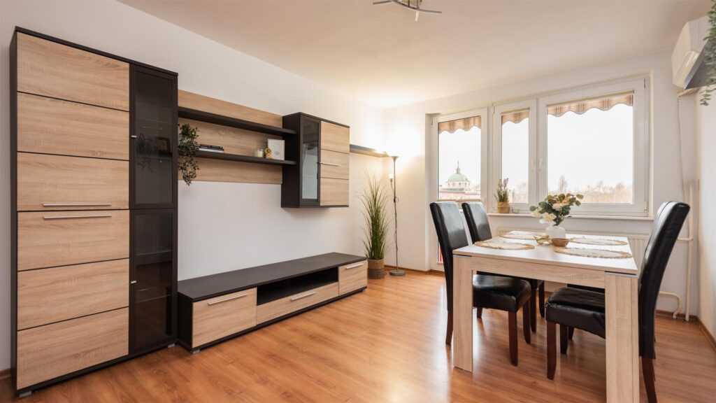 Atrakcyjne mieszkanie 2-pokojowe z klimatyzacją - zdjęcie 1