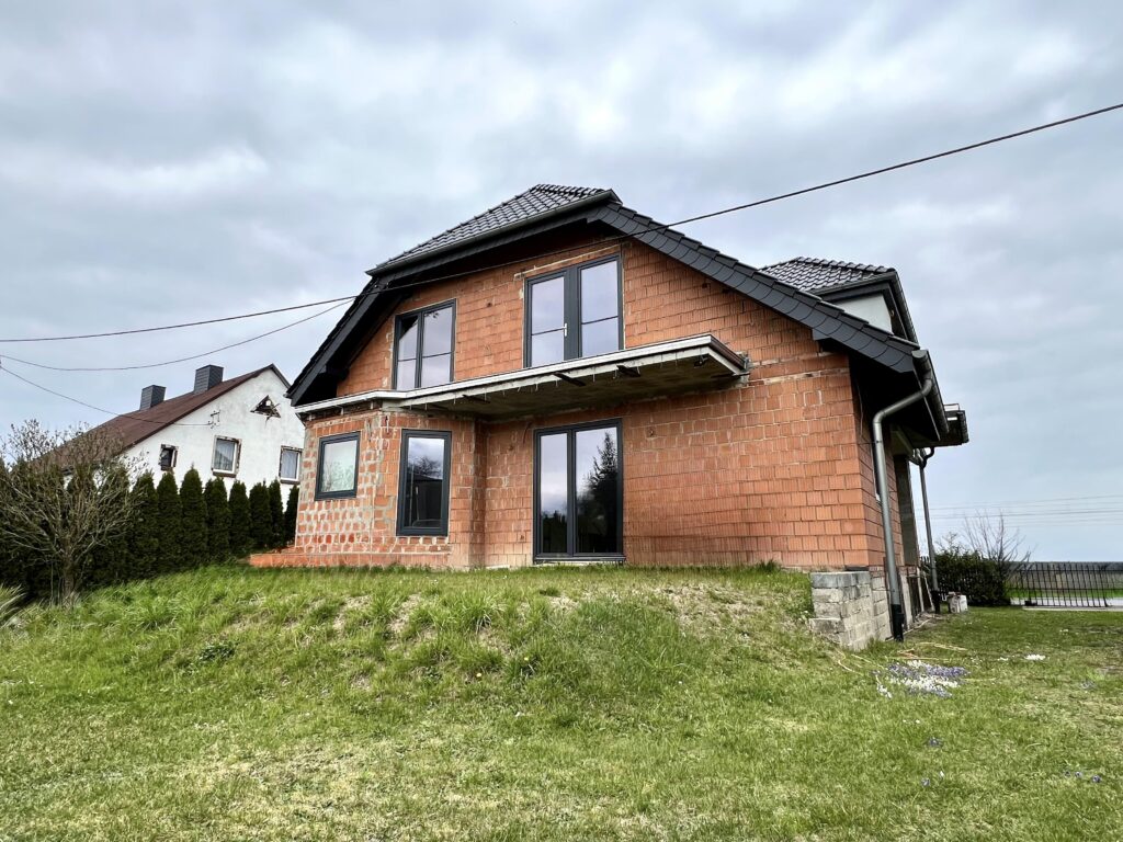 Dom w stanie surowym zamkniętym, Sieraków Śląski - zdjęcie 3