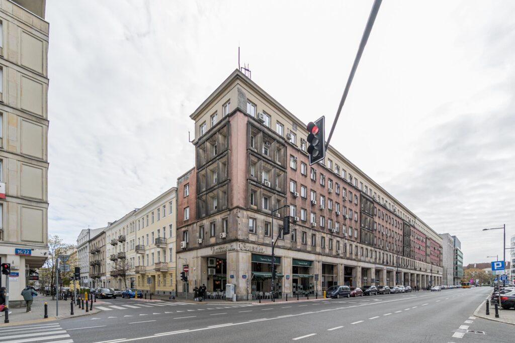 Ciche 2 pokojowe z balkonem w centrum Warszawy - zdjęcie 1