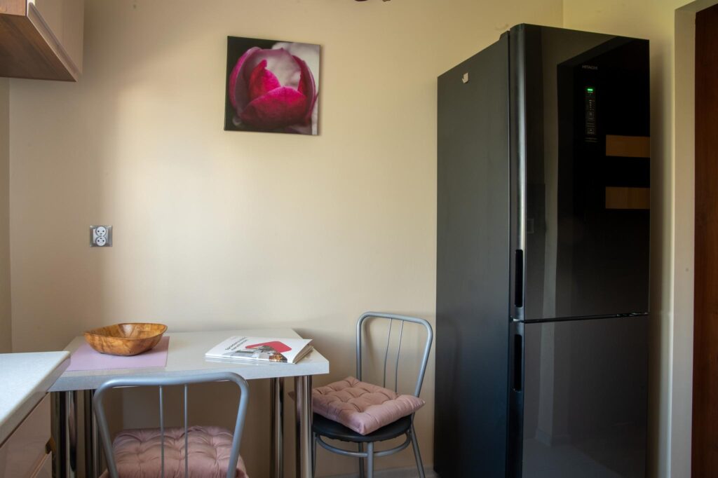 Piękne dwa pokoje na 2 piętrze z dużym balkonem. - zdjęcie 13