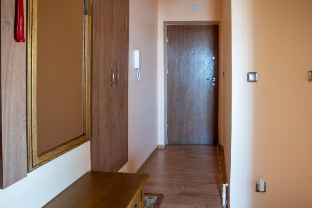 Piękne dwa pokoje na 2 piętrze z dużym balkonem. - zdjęcie 20