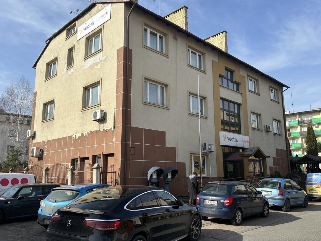 Budynek biurowy - Łapy - zdjęcie 1