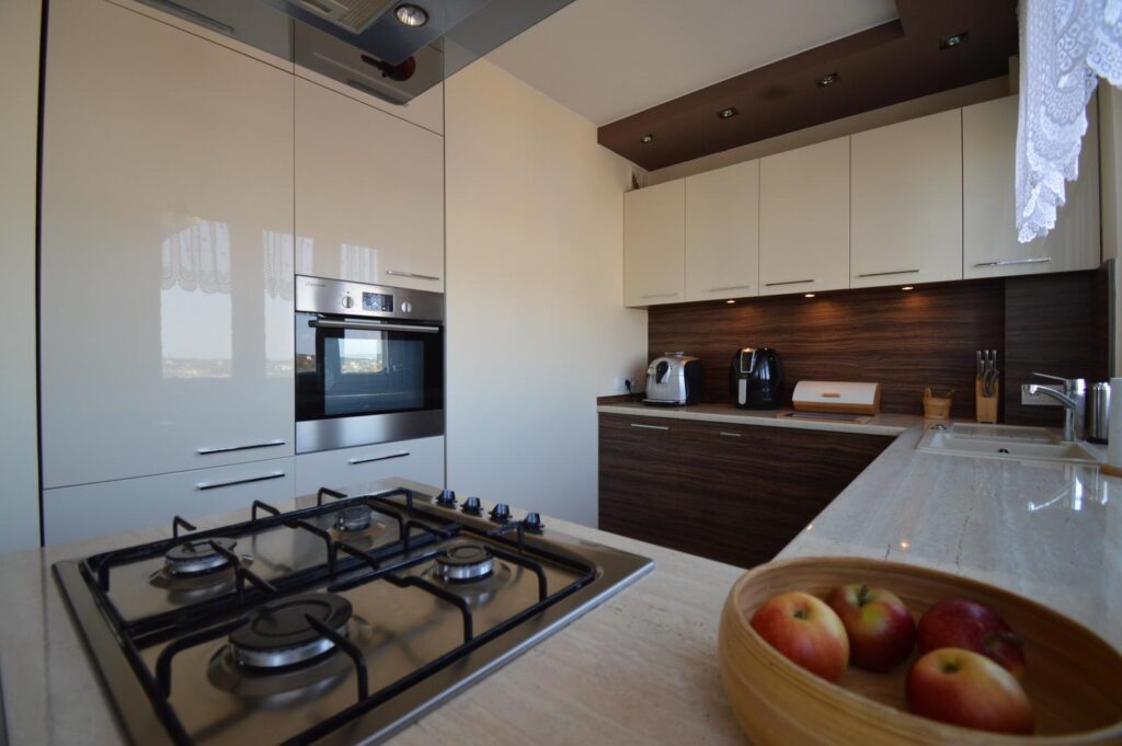 Mieszkanie z widokiem na panoramę miasta - zdjęcie 1