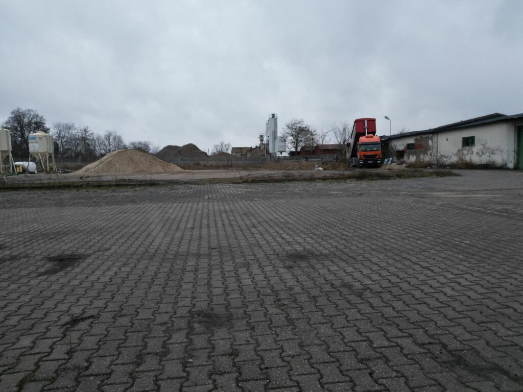 Działka inwestycyjna - zdjęcie 9