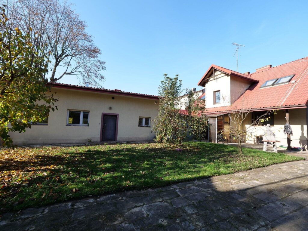 Dom w centrum Bełchatowa!!! - zdjęcie 26