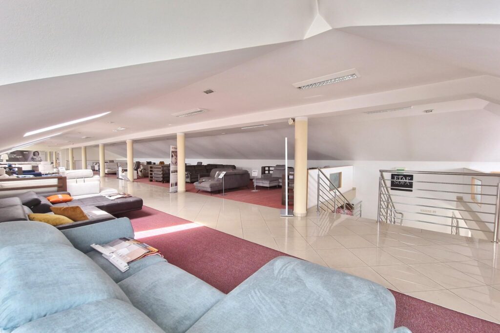 Budynek w centrum Białej Podlaskiej 4 kondygnacje - zdjęcie 18