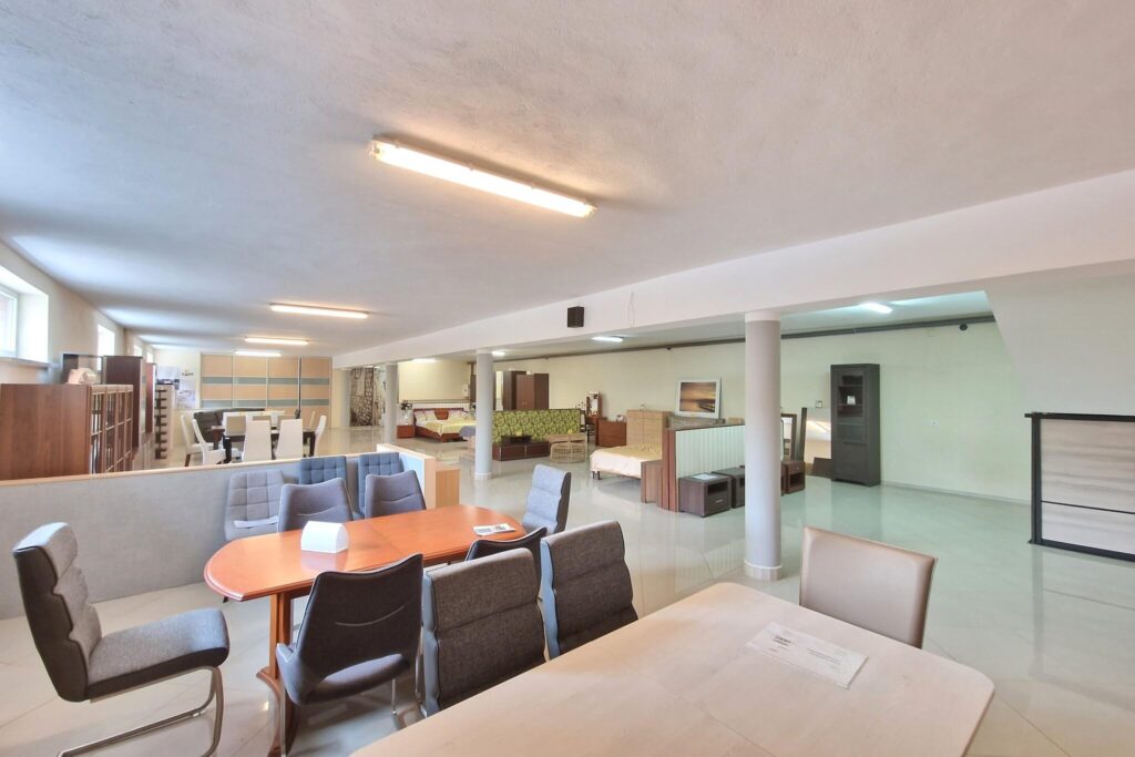 Budynek w centrum Białej Podlaskiej 4 kondygnacje - zdjęcie 22