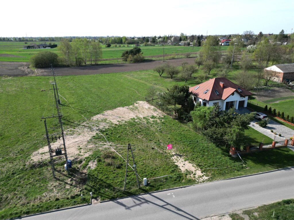 Uzbrojona działka budowlana 1606 m2 Świerczów - zdjęcie 3