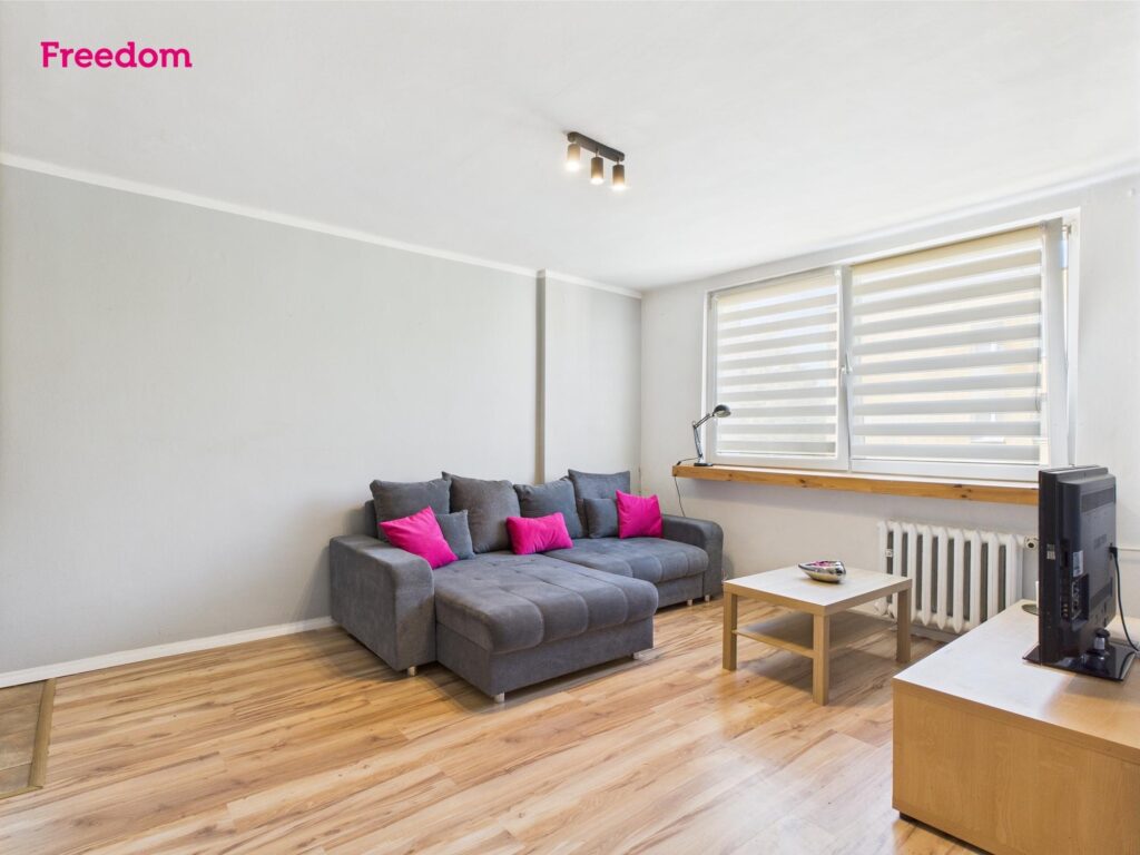 Klimatyczne 2 pokoje w centrum Kętrzyńskiego - zdjęcie 2