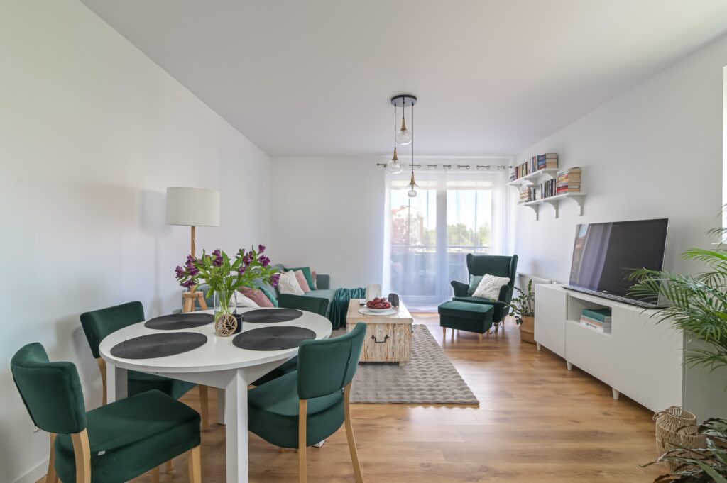 3 pokoje, balkon, piwnica- Gdańsk ul. J. Kielasa - zdjęcie 2
