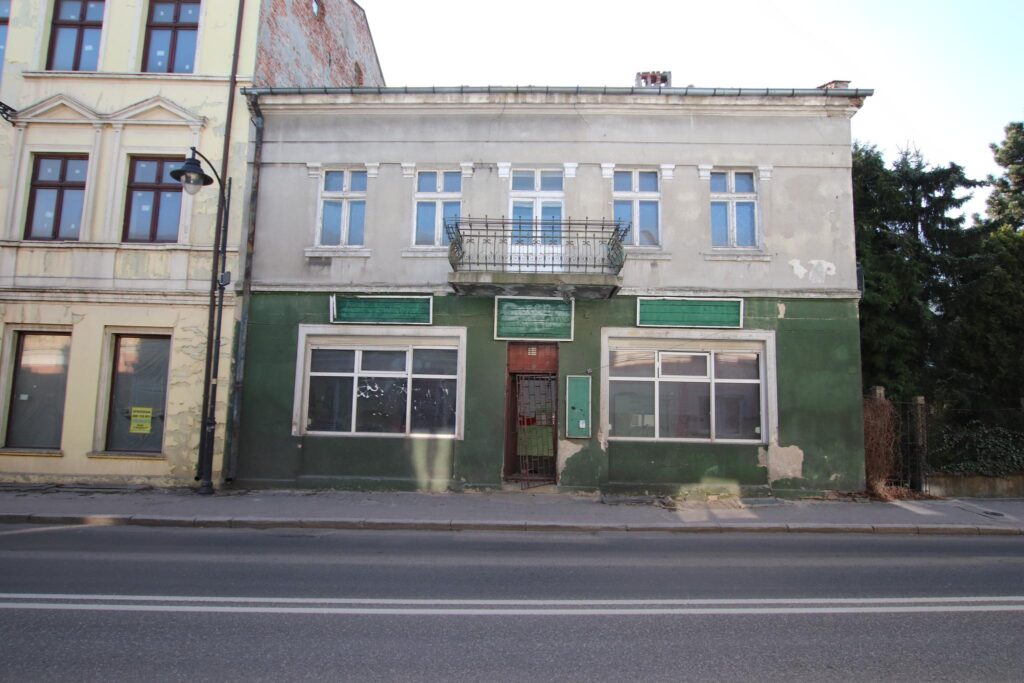 Kamienica w Starym Mieście z działką 722 m2. - zdjęcie 1