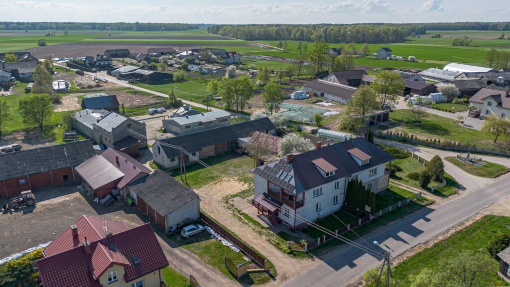 Tartak stolarnia suszarnia dom, Łopienie-Szelągi - zdjęcie 1