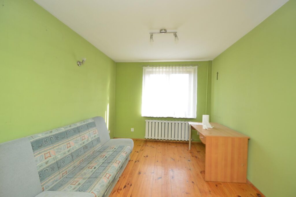 Duży dom I dwa mieszkania I duża działka - zdjęcie 9