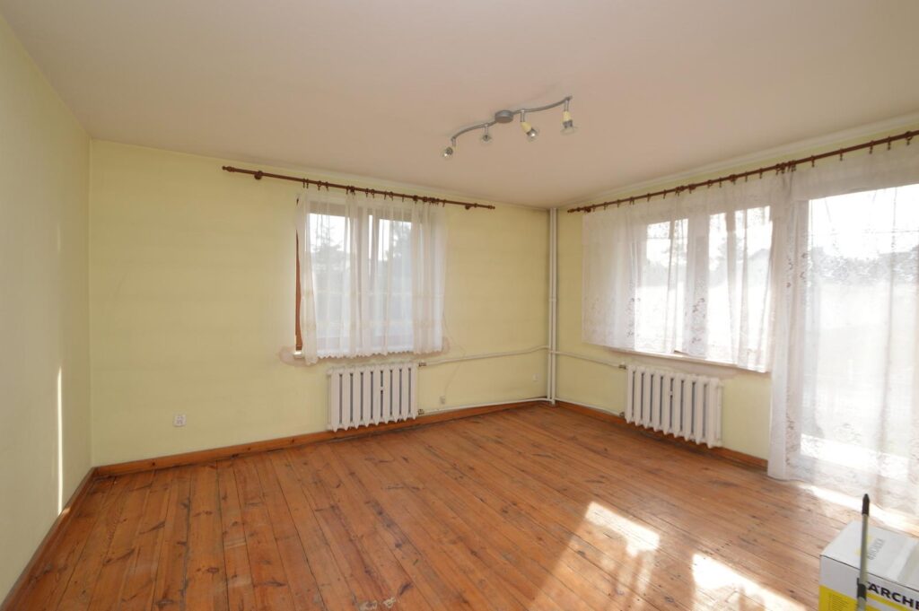 Duży dom I dwa mieszkania I duża działka - zdjęcie 10