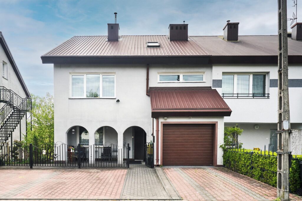 Dom w spokojnej lokalizacji miasta Mrągowa - zdjęcie 3