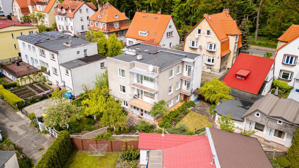 Dom wolnostojący w Kołobrzegu 200 m od morza - zdjęcie 4