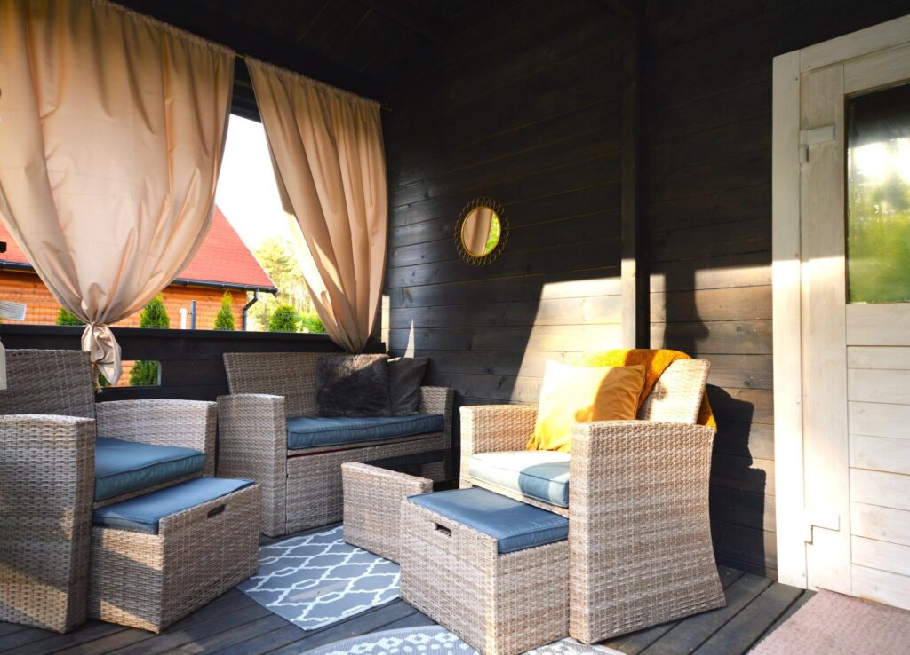 Dom letniskowy 60m2 w otulinie lasu z wyposażeniem - zdjęcie 5