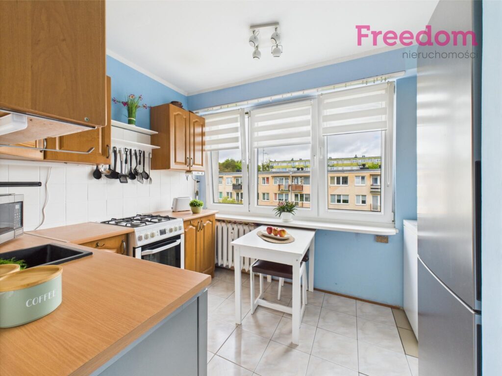 Funkcjonalne mieszkanie dla rodziny - zdjęcie 4