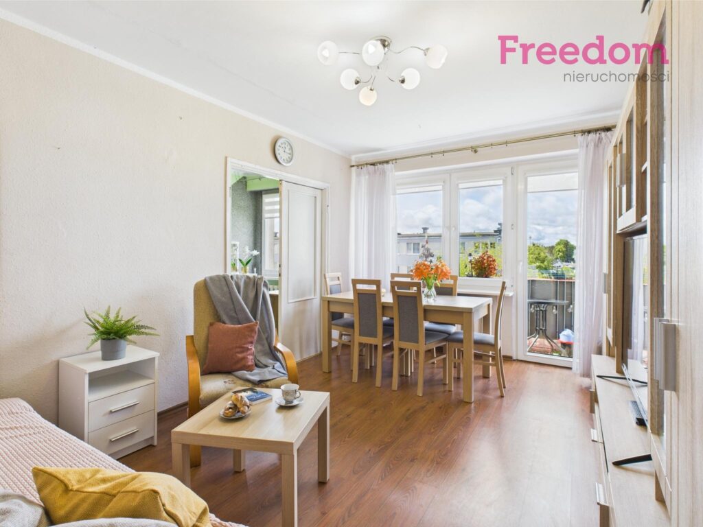 Funkcjonalne mieszkanie dla rodziny - zdjęcie 1