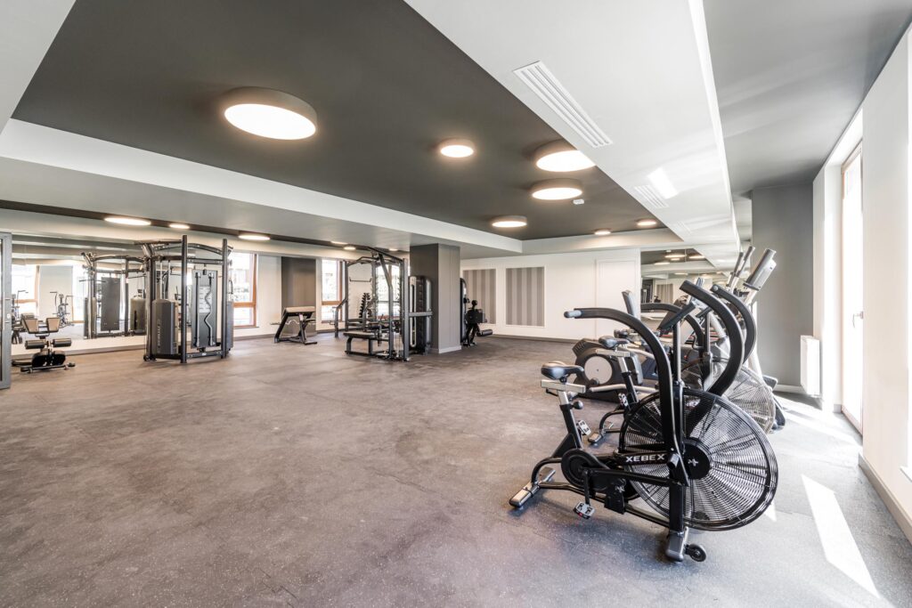 Nowoczesne, balkon, garaż- siłownia w czynszu - zdjęcie 5