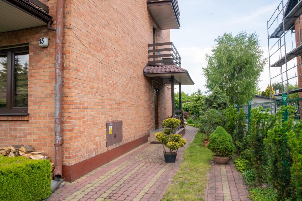 Wielorodzinny dom z garażem, 180m2 na Idalinie - zdjęcie 42