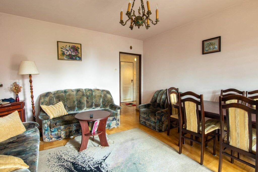 Wielorodzinny dom z garażem, 180m2 na Idalinie - zdjęcie 23