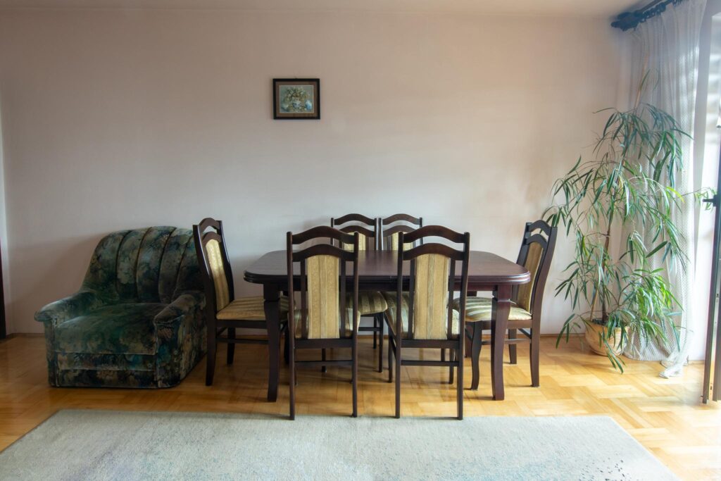 Wielorodzinny dom z garażem, 180m2 na Idalinie - zdjęcie 49
