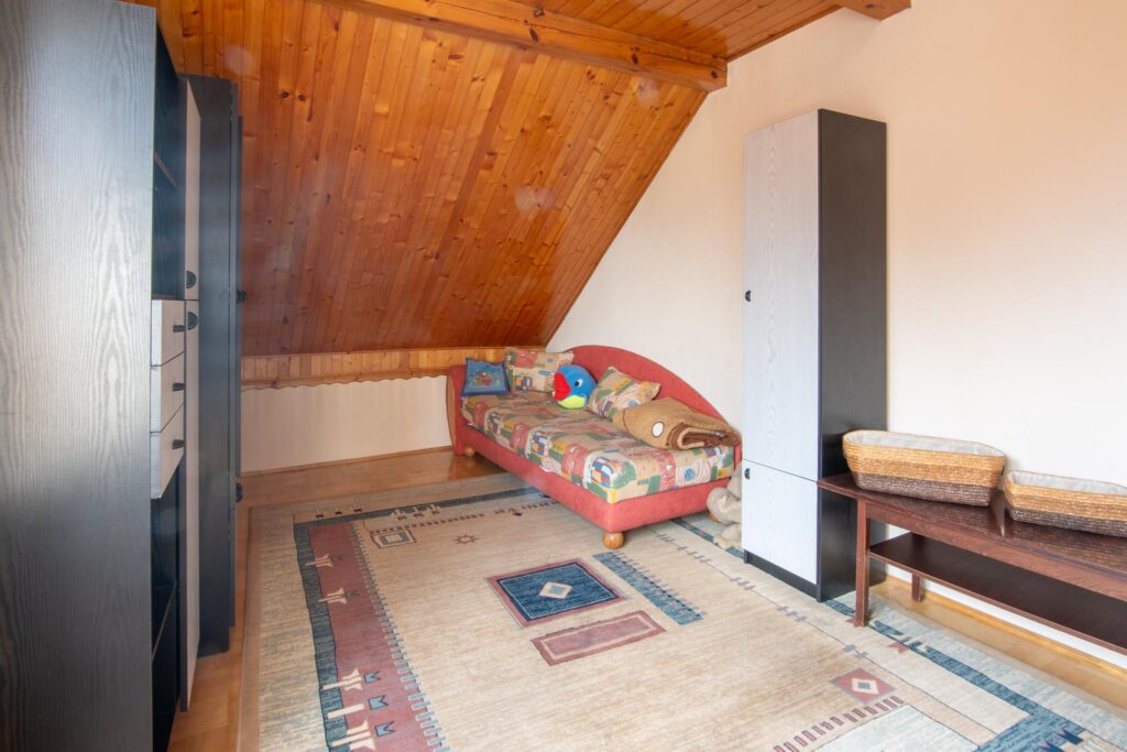 Wielorodzinny dom z garażem, 180m2 na Idalinie - zdjęcie 29