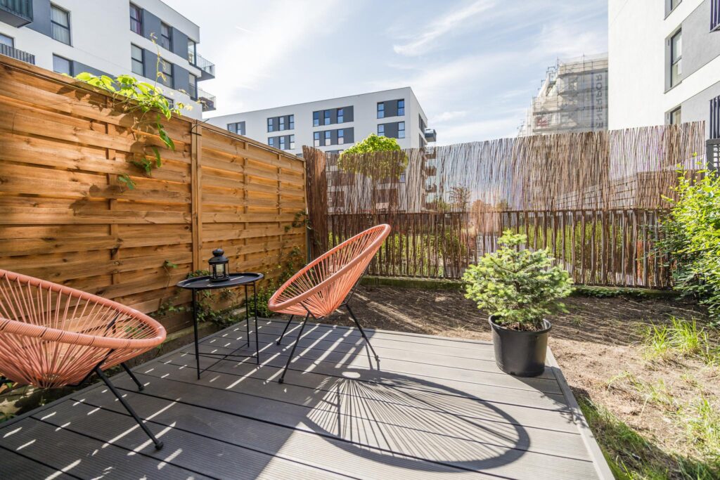 Apartament z ogródkiem i garażem do wprowadzenia - zdjęcie 4