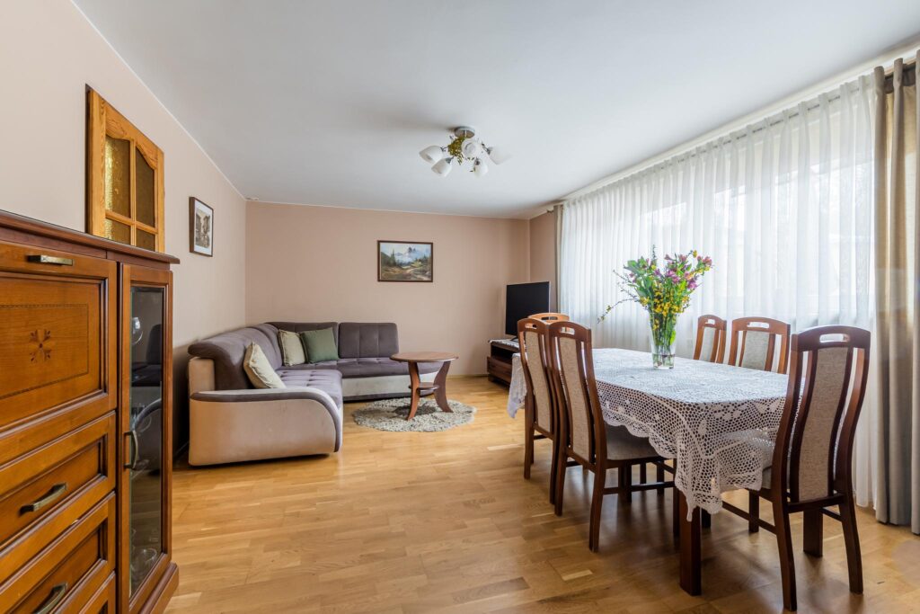 Duży dom pod Warszawą 240m2 - zdjęcie 5