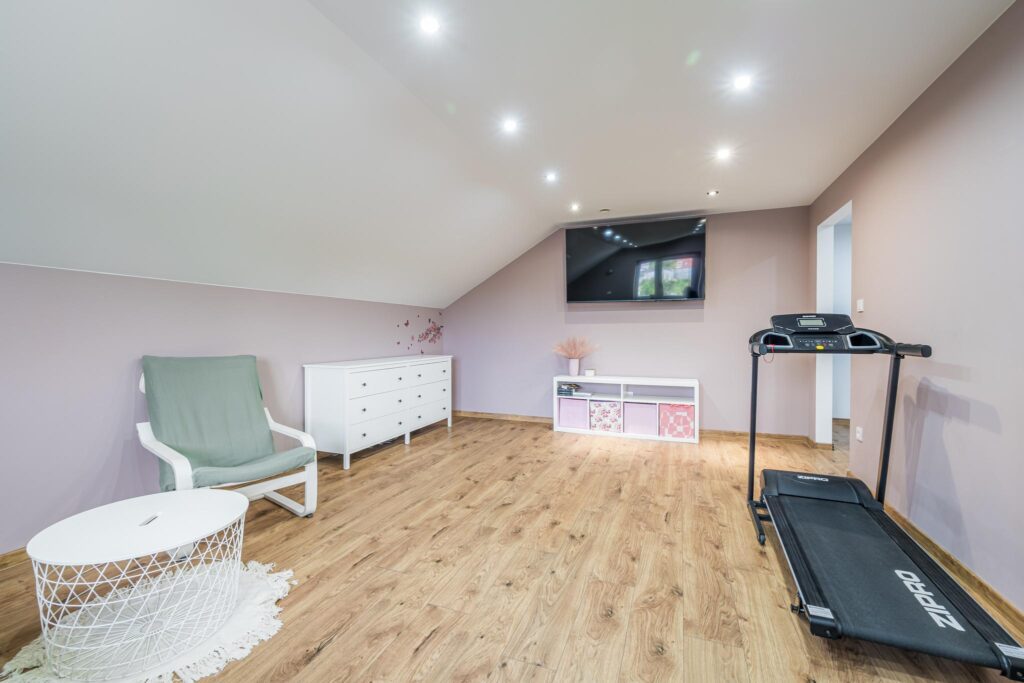 Duży dom pod Warszawą 240m2 - zdjęcie 13