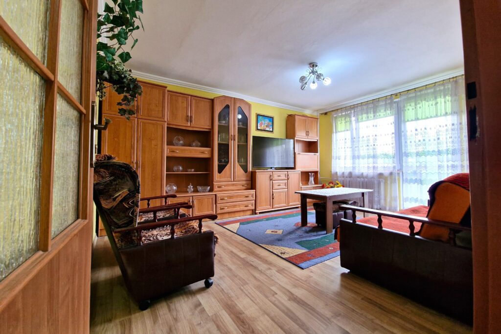 Mieszkanie 3 pokojowe z funkcjonalnym układem - zdjęcie 1