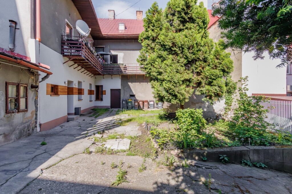 Lokal użytkowy z potencjałem w centrum miasta! - zdjęcie 11