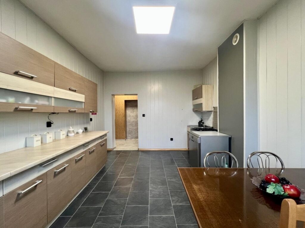 Duże mieszkanie w centrum Okonka. - zdjęcie 5