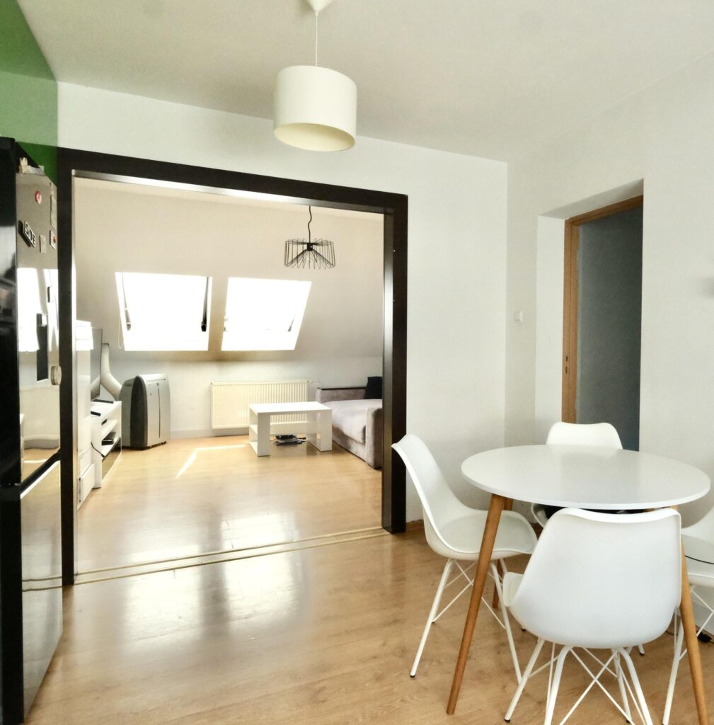 Dom w centrum Bełchatowa!!! - zdjęcie 8