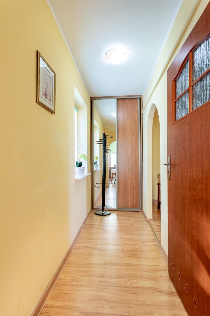 Na sprzedaż 3 pokojowe mieszkanie w centrum. - zdjęcie 5