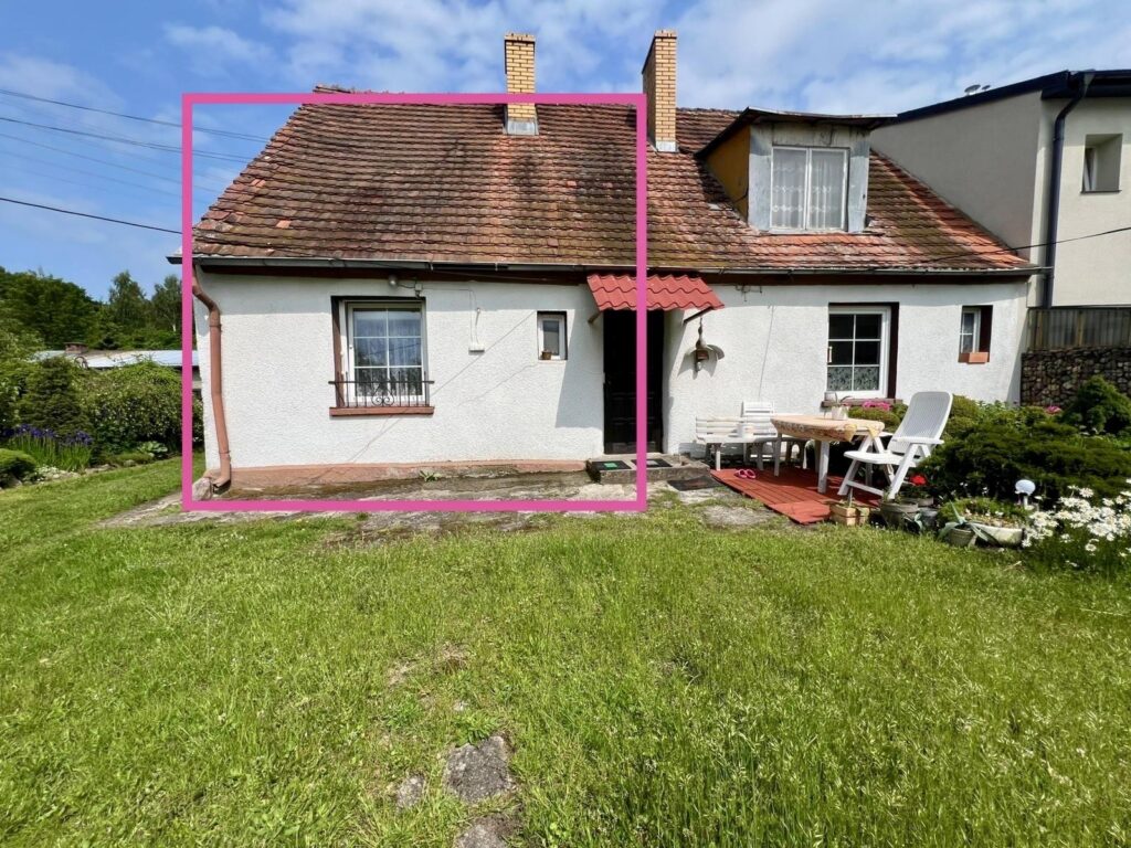 Połowa domu w Bobolicach - zdjęcie 1