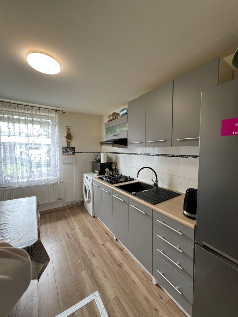 Połowa domu w Bobolicach - zdjęcie 5