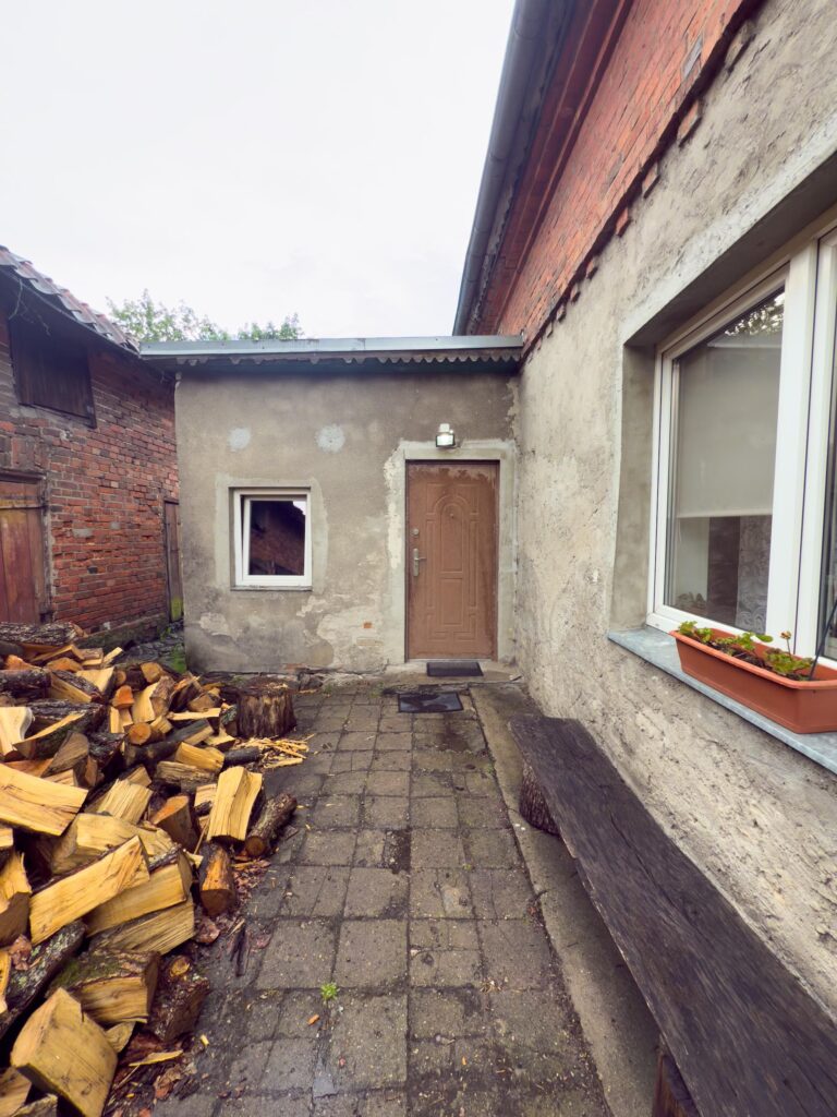 Dom z czerwonej cegły z 1938 r. Barczewko - zdjęcie 9