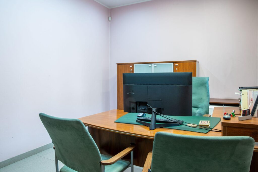 Lokal użytkowy na sprzedaż 61.5 m2 - zdjęcie 4